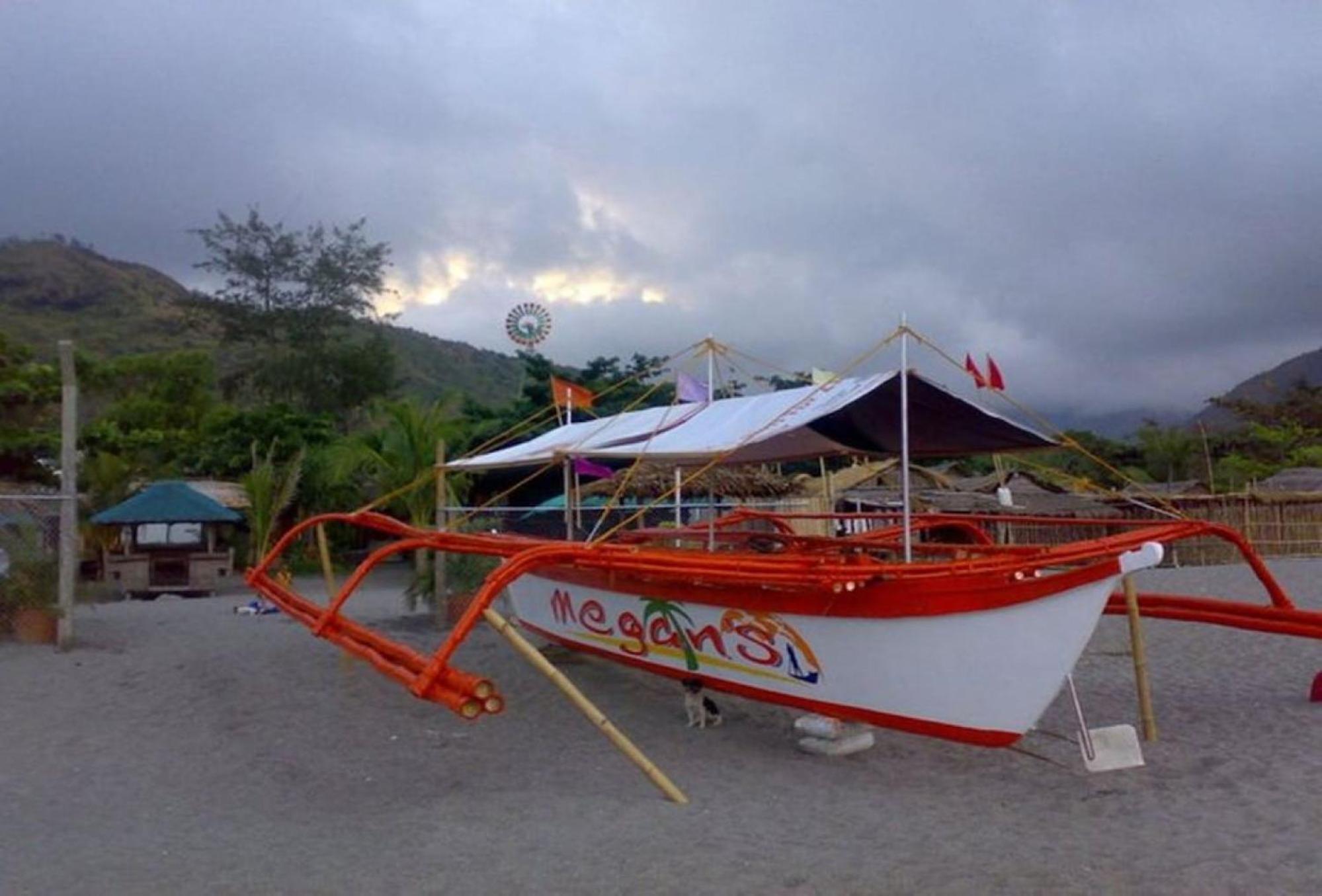 Reddoorz Hostel At Megans Paradisio Beach Resort San Antonio  Luaran gambar